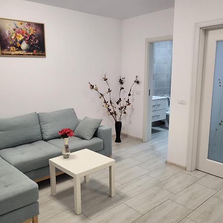 Apartament Alex, Dem Radulescu Ramnicu Valcea Luaran gambar