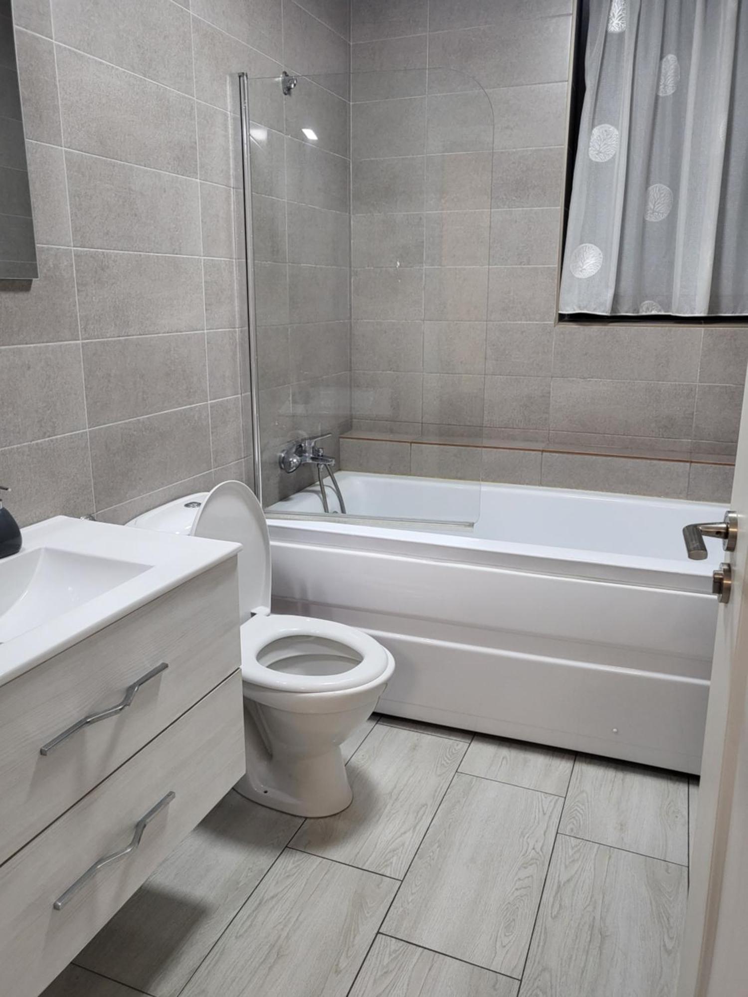 Apartament Alex, Dem Radulescu Ramnicu Valcea Luaran gambar